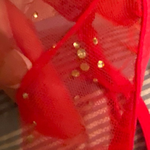 Women’s Victoria’s Secret Rhinestone Push Up Bra - Picture 4 of 9